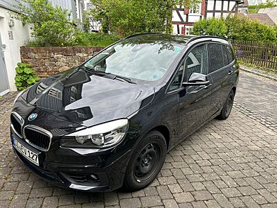 BMW 218i Gran Tourer 7-Sitzer | AHK | Navi | 8-fach