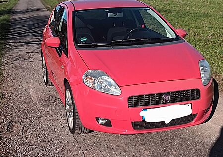 Fiat Grande Punto 1.4 T-Jet 16V Sport/ Remus/ TÜV Neu