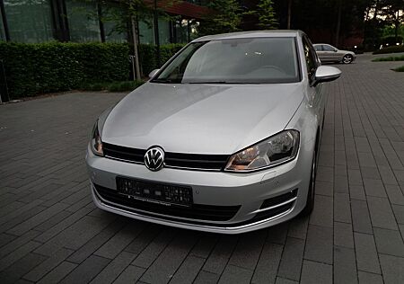 VW Golf Volkswagen VII Lim. Lounge BMT-Navi-Temp-Sitzheizung