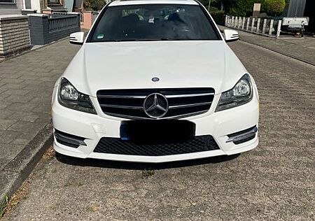 Mercedes-Benz 300 C 4 Matic