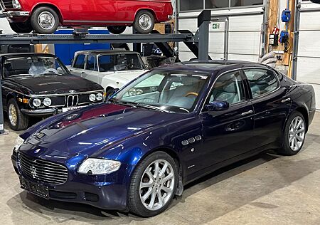 Maserati Quattroporte 4.2 V8 *ZF Getriebe* Viele Neuteile