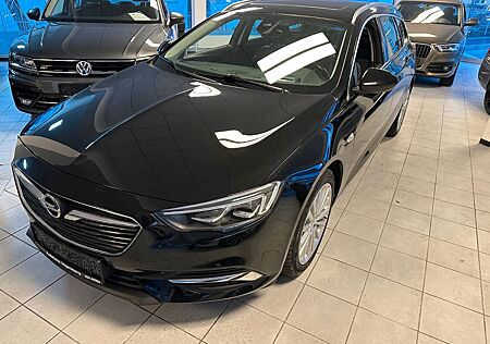 Opel Insignia B Sports Tourer 4x4.NAV.AHK.PANO.HEAD UP