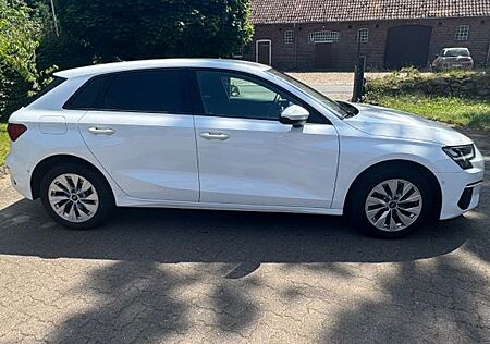 Audi A3 40 TFSI e S tronic Sportback -