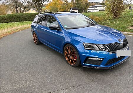 Skoda Octavia 2.0 TSI DSG RS Combi RS