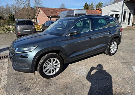 Skoda Kodiaq Style 4x4 Panorama/360 Grad/Standheizung