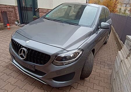 Mercedes-Benz B 180 BlueEFFICIENCY Edition Style Edition Style