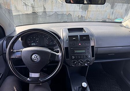 VW Polo Volkswagen 1.2 TÜV NEUE