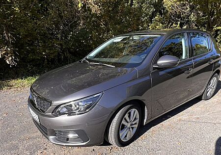 Peugeot 308 PureTech 130 AP, SH,Navi,