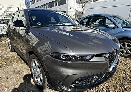 Alfa Romeo Tonale gebraucht kaufen Alfa Romeo Tonale SUPER 1.5 T 96kW (130ps) 48V-Hybrid 15kW