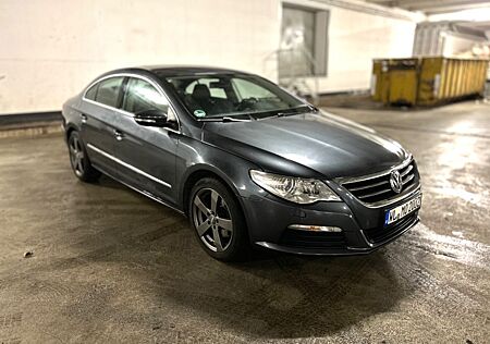 VW Passat CC Volkswagen 2.0 TDI TÜV, Navi, Xenon, Hi-Fi, Alar