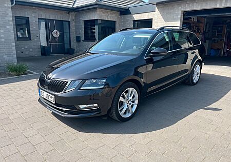 Skoda Octavia 1.6 TDI DSG Style Combi Style