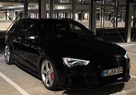 Audi RS3 Sportback VirtualCockpit MagneticRide B&O