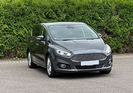 Ford S-Max 2.0 TDCI Titanium/XENON/NAVI/7.SITZER/SHZ