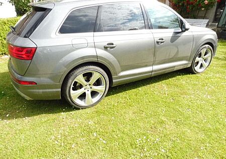Audi Q7 3.0 TDI AHK,ACC,STANDHEIZ.,SPURHALTE-WECHSEL,