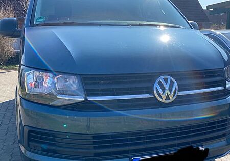 VW T6 Multivan Volkswagen Trendline mit vielen Extras