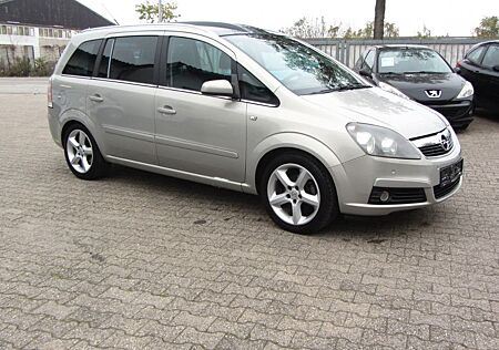 Opel Zafira COSMO/KLIMA/PDC/AHK/NAVI/EU4/7SITZER/