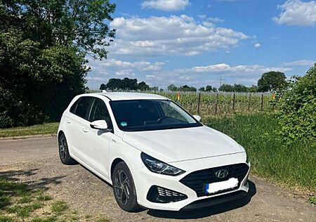 Hyundai i30 1.0 Turbo /Scheckheft