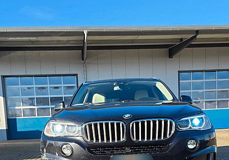 BMW X5 xDrive25d - luxury