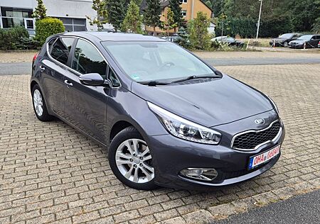 Kia Cee'd / Ceed Spirit 1.6+SHZ+Automatik