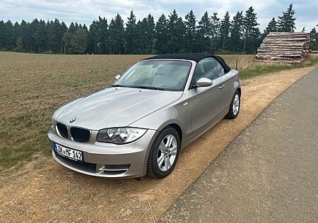 BMW 118i Cabrio - Scheckheft, Dach+Inspektion NEU
