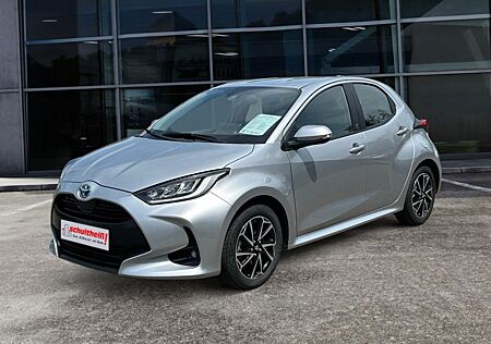 Toyota Yaris Hybrid 1.5 VVT-i Team Deutschland