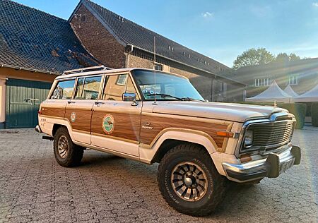 Jeep Wagoneer Cherokee - limited