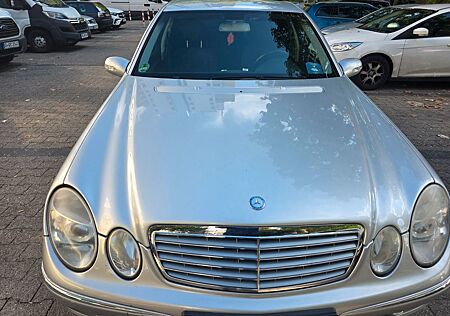 Mercedes-Benz E 200 KOMPRESSOR ELEGANCE Elegance