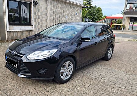 Ford Focus 1,0 EcoBoost SYNC Edition Turnier Neu Tüv