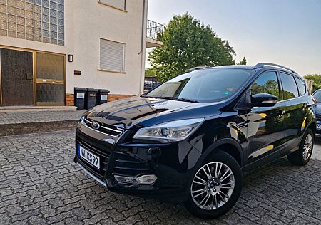 Ford Kuga 2,0 TDCi 4x4 120kW SYNC Edition PowerSh...