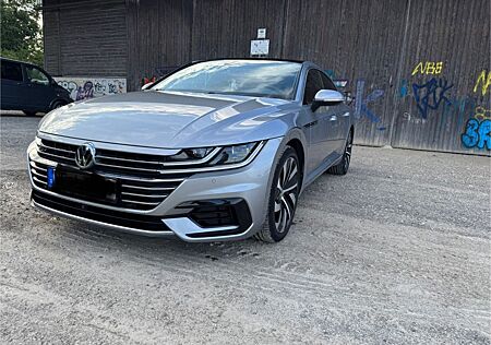 VW Arteon Volkswagen 2.0 TSI DSG R-Line R-Line