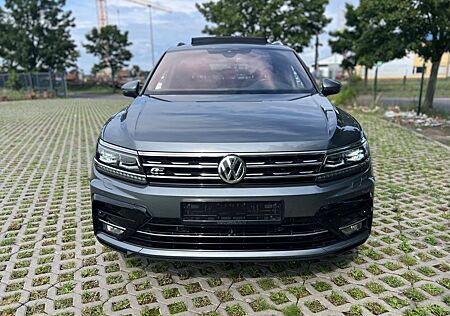 VW Tiguan Allspace Volkswagen /R-LINE/ 4Motion/Mat/Dynaudio/