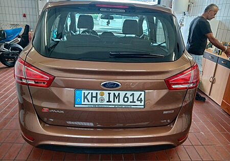 Ford B-Max 1,0 EcoBoost 74kW S/S Titanium Titanium