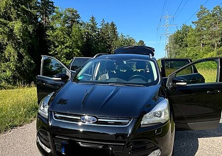 Ford Kuga 1,5 EcoBoost 2x4 110kW Titanium Titanium