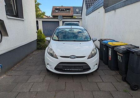 Ford Fiesta Trend-Aus 1 Hand-Euro 5