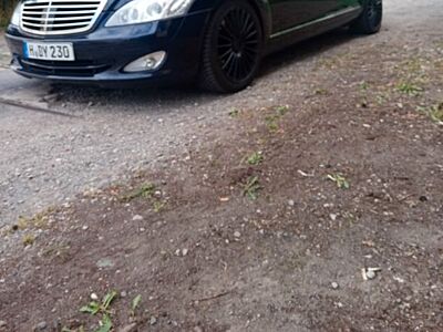 Mercedes-Benz S 450 - V8