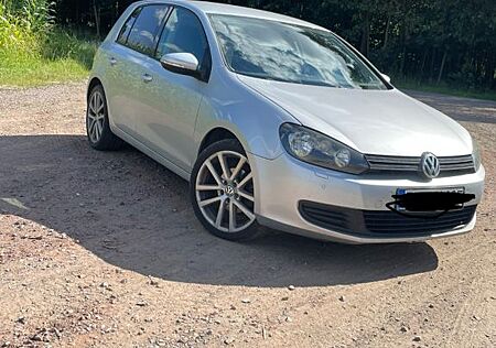 VW Golf Volkswagen 1.2 TSI 63 kW Comfortline Comfortline