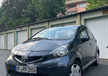 Toyota Aygo (X) Aygo (X) 1,0 -