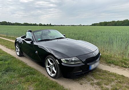 BMW Z4 Roadster 2.5i - Vollleder PDC hinten TüV neu