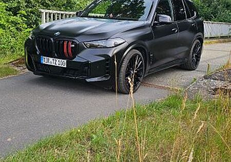 BMW X5 M60 M60i Frozen Black Edition