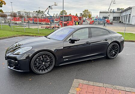 Porsche Panamera Turbo E-Hybrid / neues Modell
