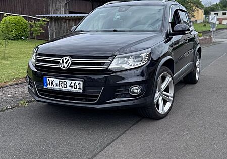 VW Tiguan Volkswagen 2.0 TDI SCR BMT LOUNGE Sport & Style ...
