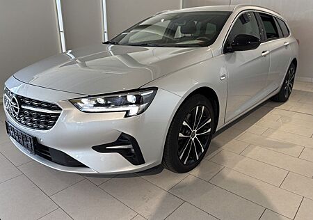 Opel Insignia Sports Tourer 2.0 D 4x4 AT Ultimate