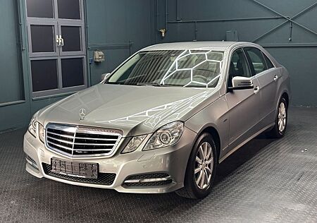 Mercedes-Benz E 200 CGI * 1. HAND * TÜV * MWS * PDC * NAV