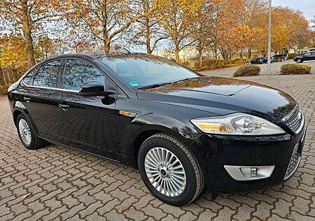 Ford Mondeo Lim. Titanium* 1HAND * Tüv Neu *Top Zusta