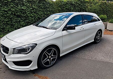 Mercedes-Benz CLA 250 Shooting Brake CLA 250 DCT 4MATIC AM...