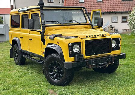 Land Rover Defender 110 Td5 G4 Sonderedition Fünfzylinder