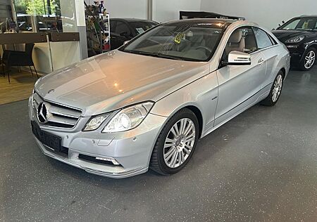 Mercedes-Benz E 250 CDI Coupe CDI BlueEfficiency