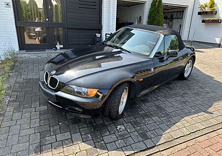 BMW Z3 Roadster 1.8 - Saison- & Garagenfahrzeug
