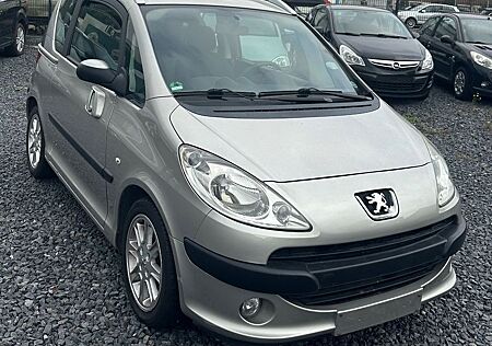 Peugeot 1007 1.4 Premium