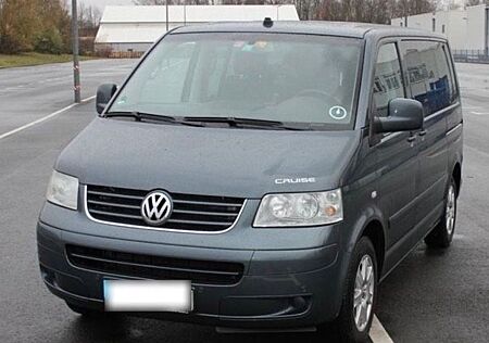VW T5 Multivan Volkswagen 2.5L TDI EZ04/2006 264.000KM